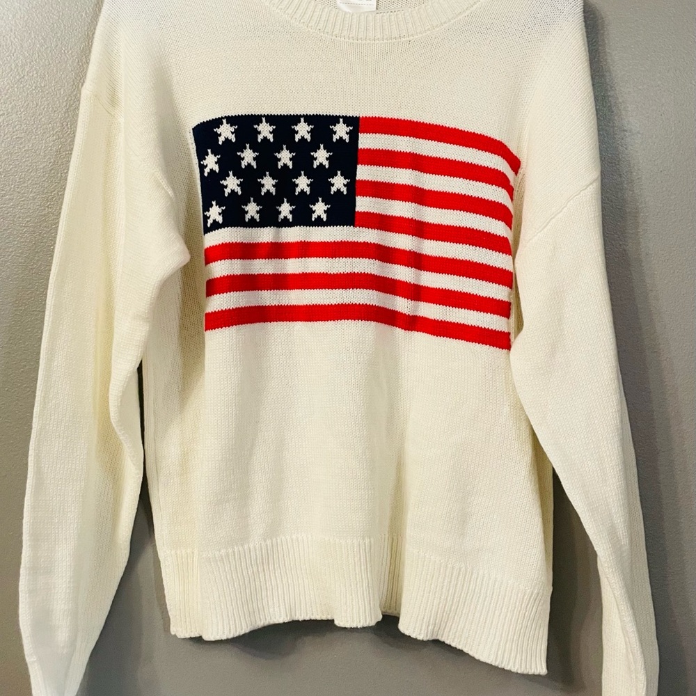 Serra Cream Sweater with American Flag Design